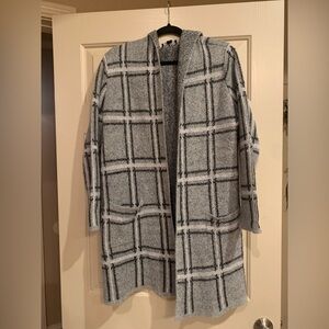 Chic Gray Plaid Women's Cardigan